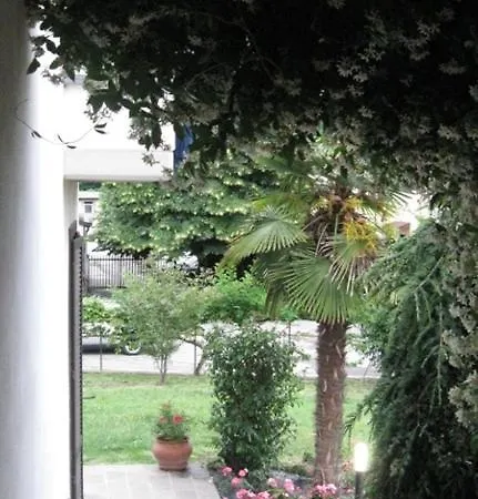 Patrizia Bed & Breakfast *